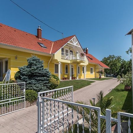 Topaz Apartmanhazak Balatongyörök 외부 사진