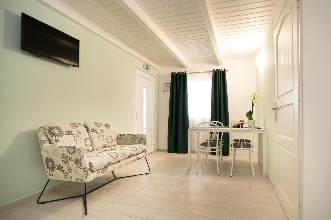 Topaz Apartmanhazak Balatongyörök 외부 사진