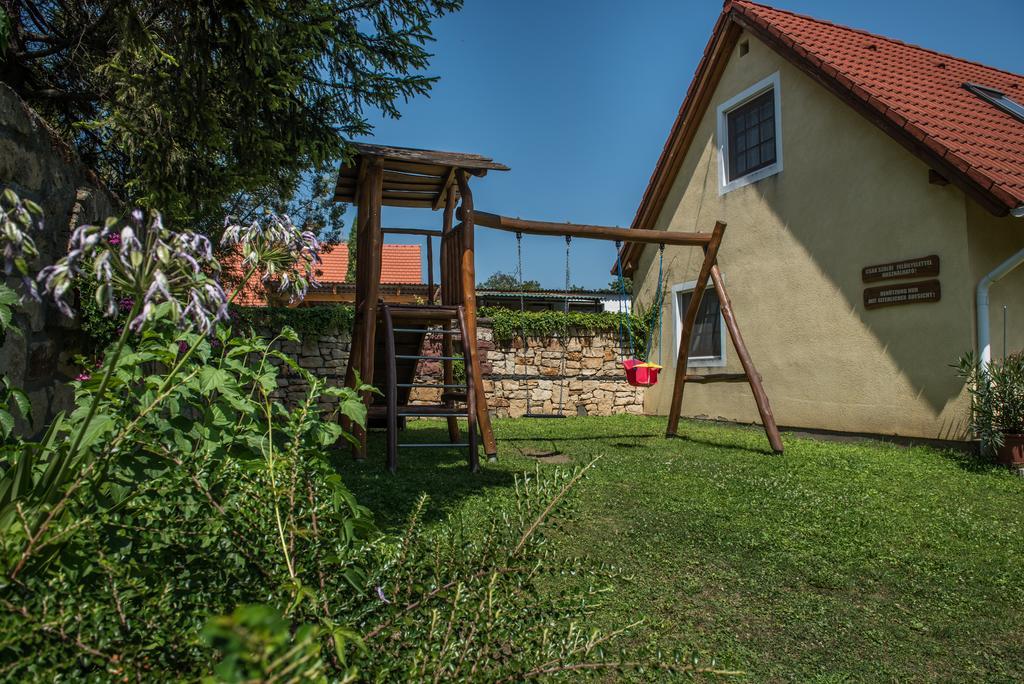 Topaz Apartmanhazak Balatongyörök 외부 사진