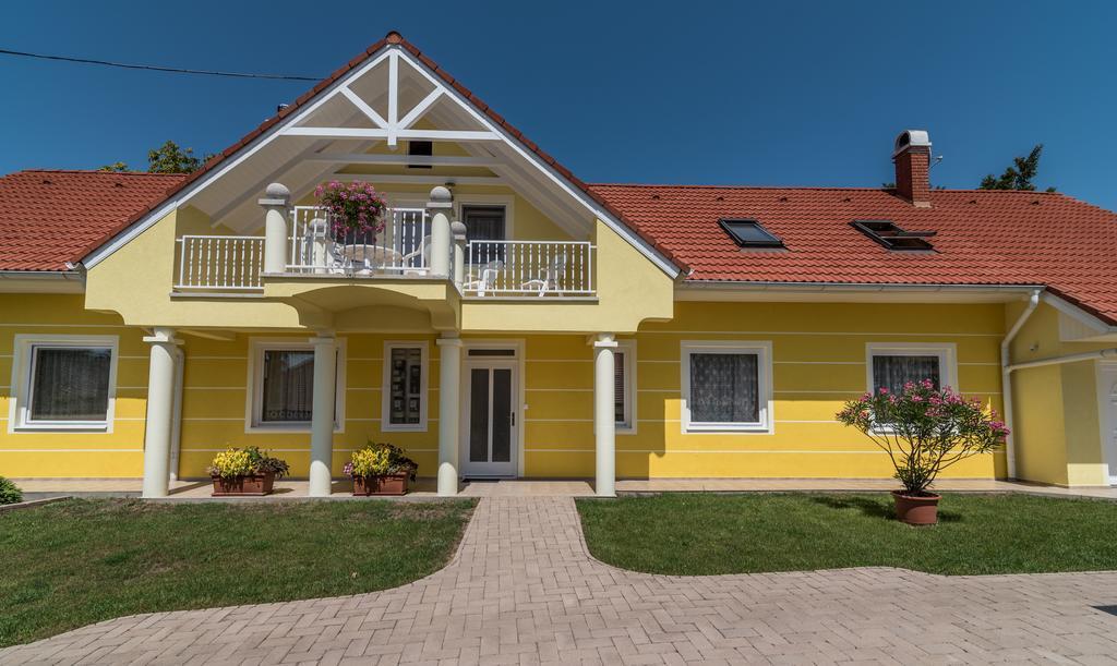 Topaz Apartmanhazak Balatongyörök 외부 사진